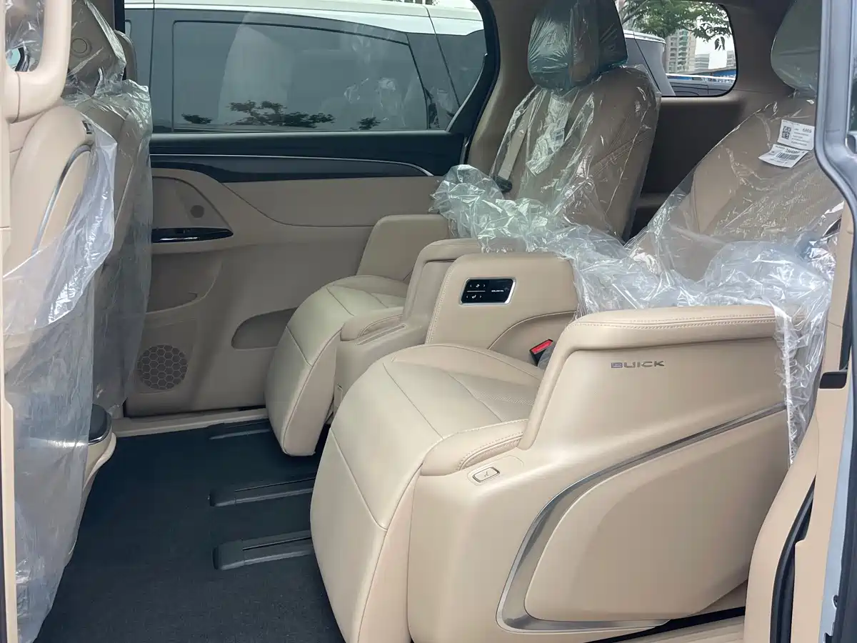 Buick GL8 New Energy 2025 Land Honor Premium Edition 7-Seater фото 6
