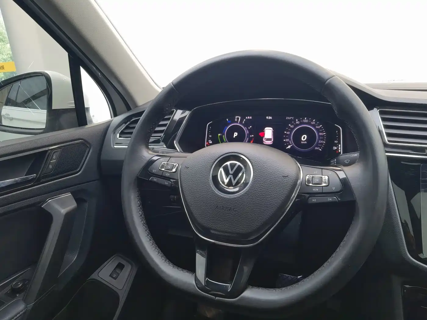 Volkswagen Tiguan L PHEV 2021 430PHEV Plug-in Hybrid Premium фото 2