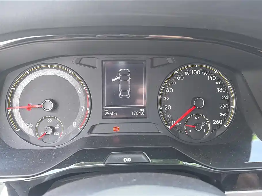 Volkswagen Bora 2020 1.5L Manual Fashion фото 14