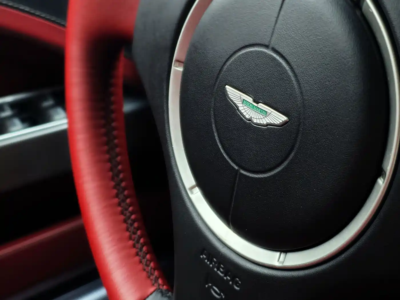 Aston Martin Rapide 2011 2010 6.0L