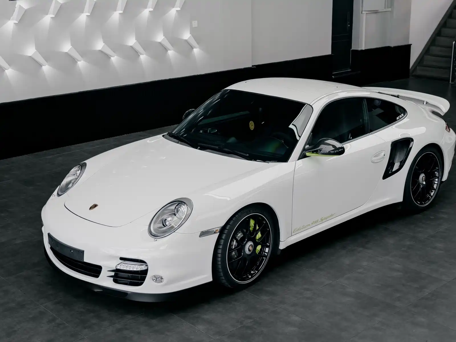 Фото 5 - Porsche 911