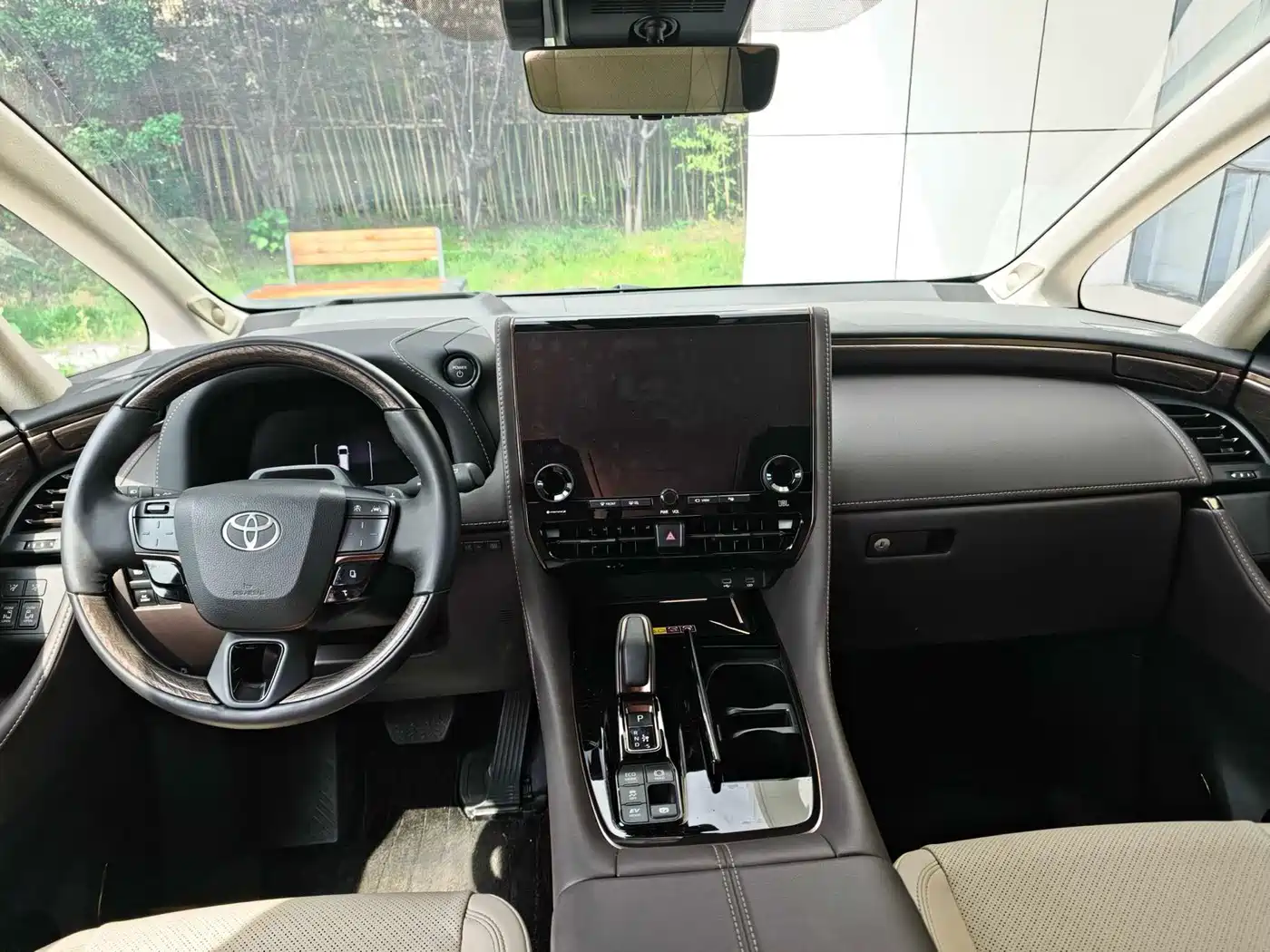 Toyota Alphard 2026 2024 Hybrid 2.5L Ultimate Enjoyment Edition