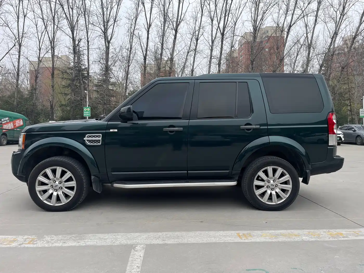 Land Rover Discovery 2013 3.0 SDV6 HSE Diesel фото 12