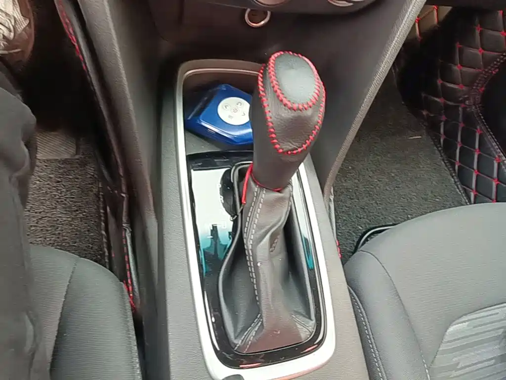 Chevrolet Cavalier 2016 1.5L Automatic Enjoyment Edition фото 14