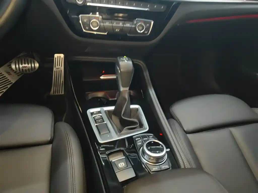 BMW 1 Series 2017 118i Design Package фото 14
