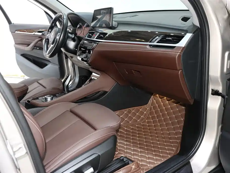 BMW X1 2022 xDrive25Li Premium фото 8