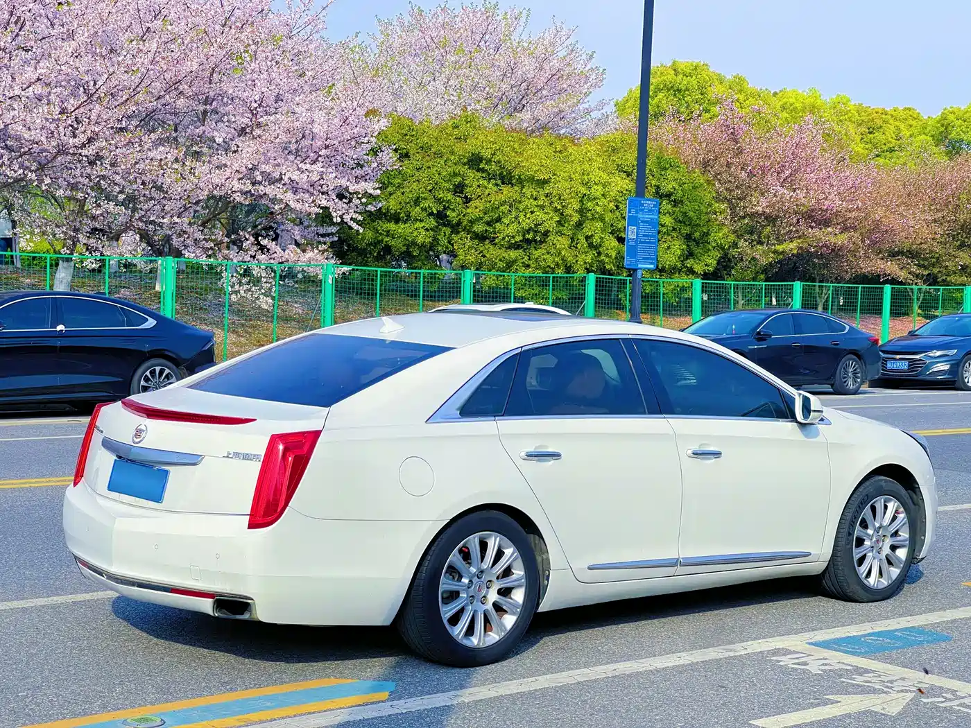 Cadillac XTS 2013 28T Luxury фото 12