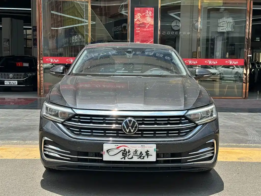 Volkswagen Sagitar 2023 300TSI DSG Surpassing Edition фото 3