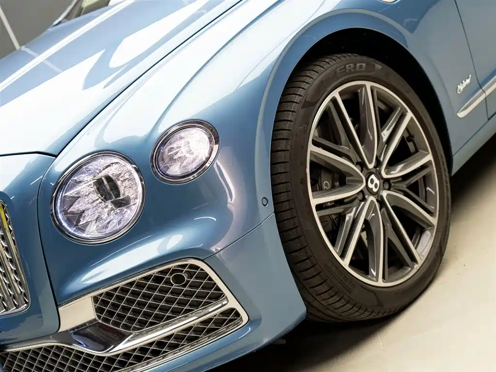 BENTLEY FLYING SPUR PLUG IN HYBRID
