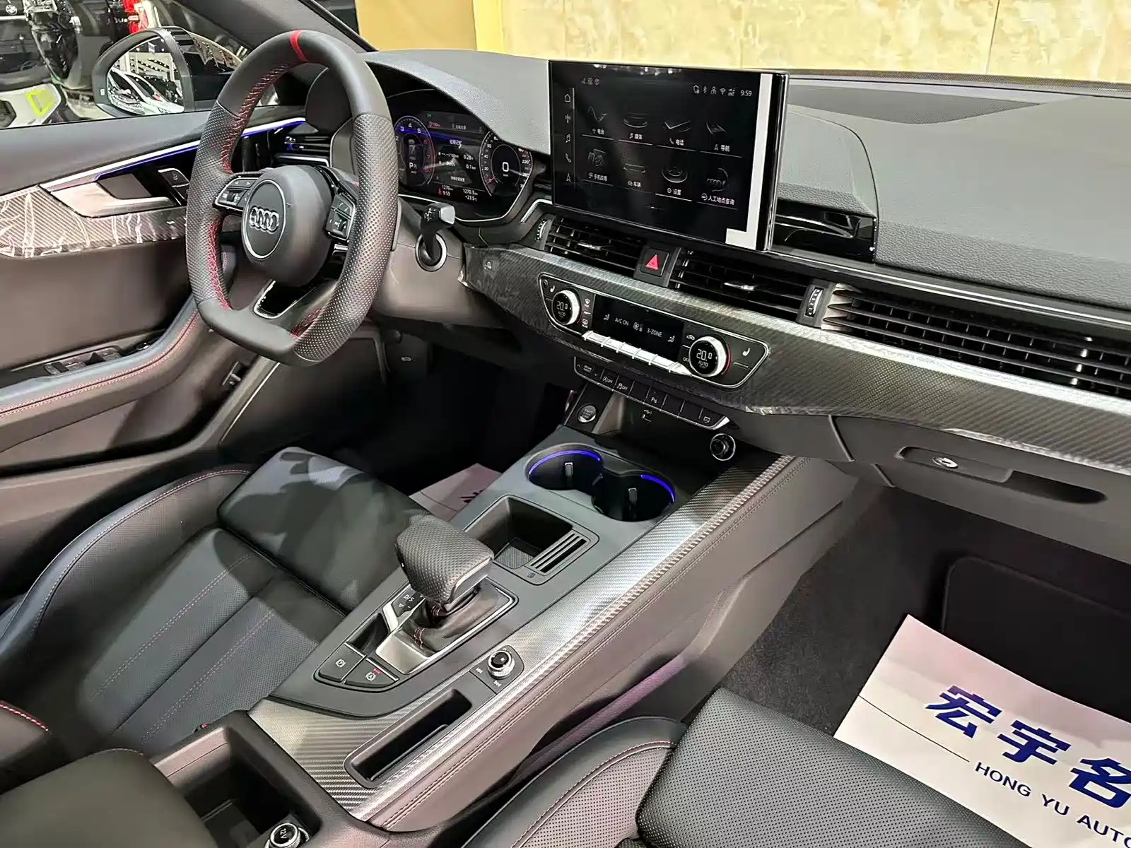 Фото 7 - Audi A4L