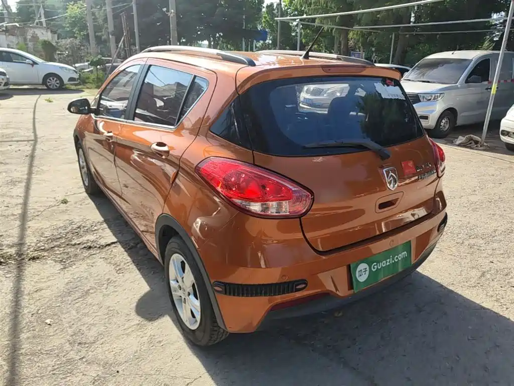 Baojun 310 2017 2016 1.2L Manual Luxury Type