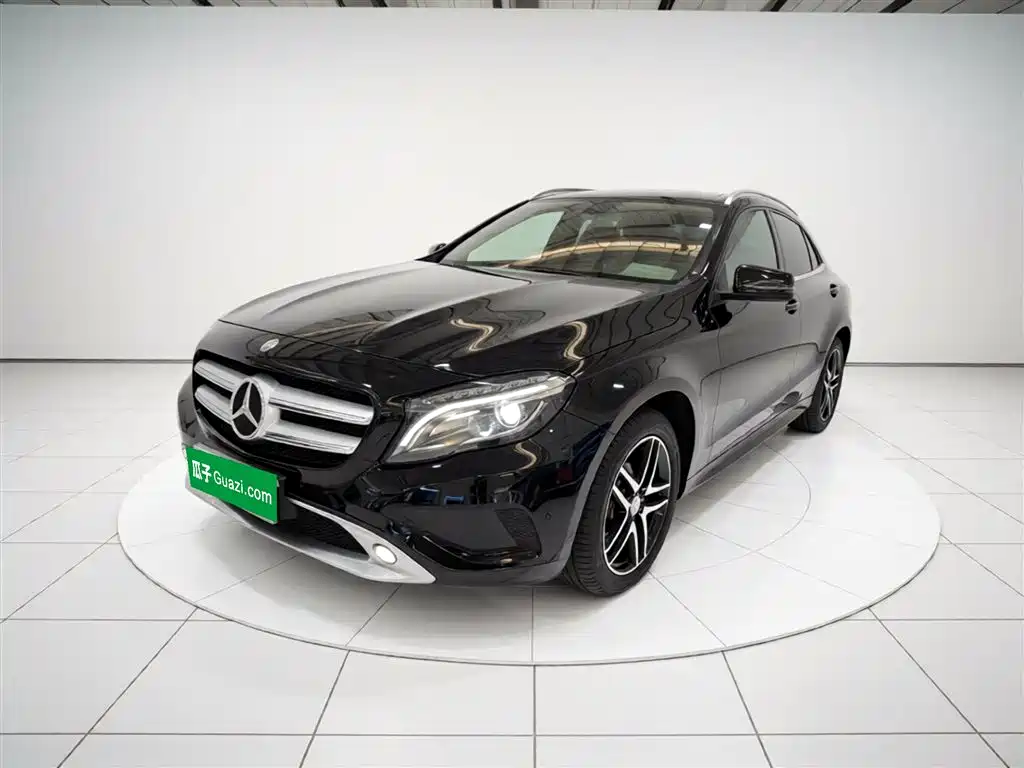 Mercedes-Benz GLA 2016 GLA 220 4MATIC Fashion
