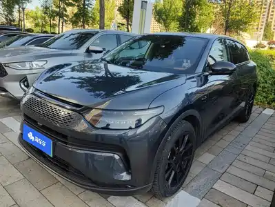 Leapmotor C11
