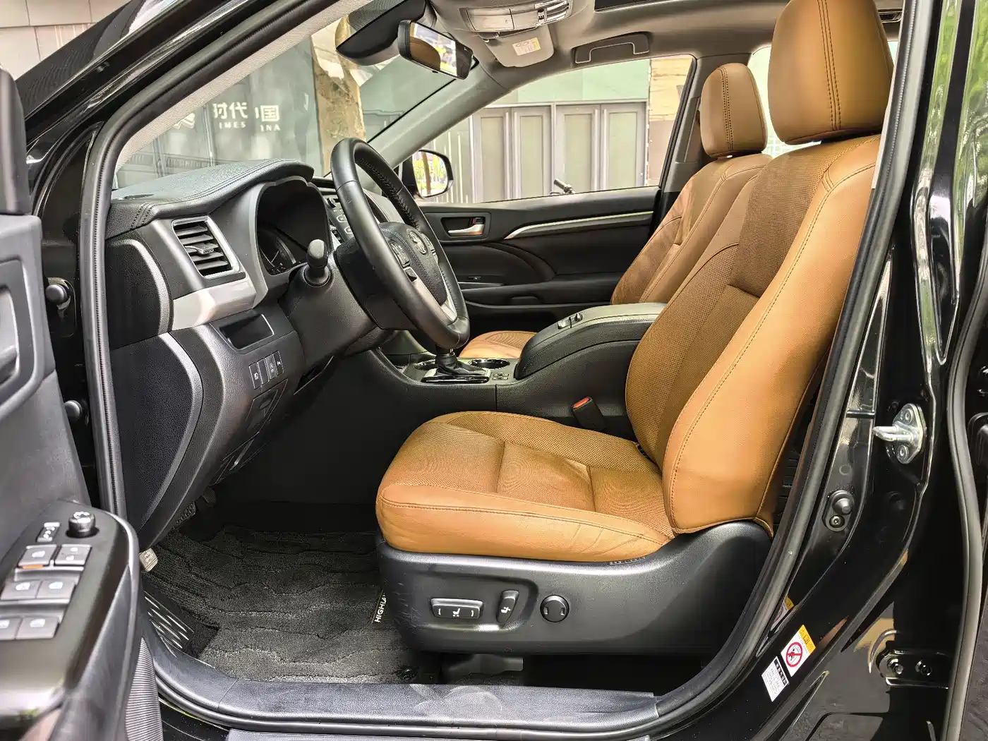 Toyota Highlander 2018 Model 2.0T 4WD Knight Edition 7-Seater China VI фото 6
