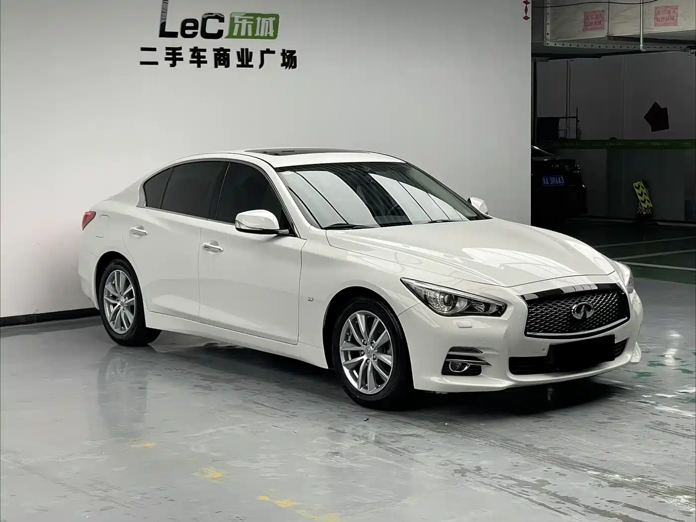 Infiniti Q50 2016 2014 3.7L Comfort Edition