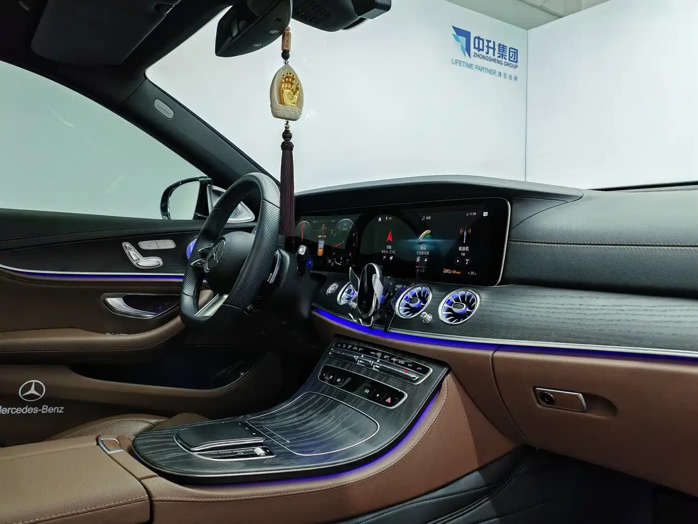 Mercedes-Benz E-Class 2022 Facelift E 300 L Sport Fashion Style фото 15