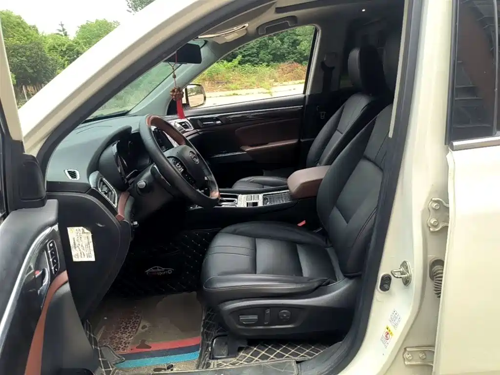 GAC Trumpchi Trumpchi GS8 2017 320T 2WD Luxury Smart Connect (7-seater) фото 15