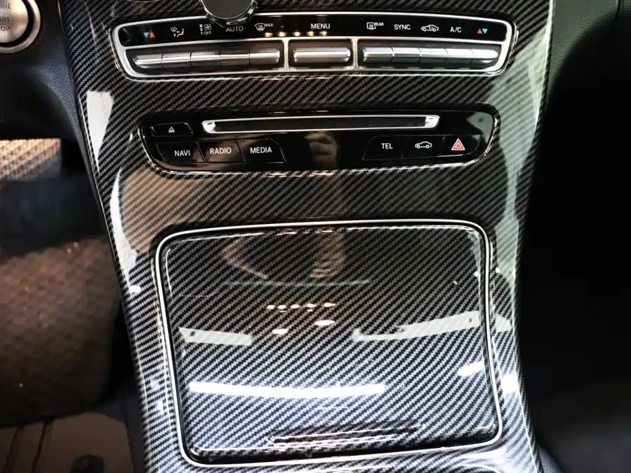 صورة 19 - Mercedes-Benz C-Class