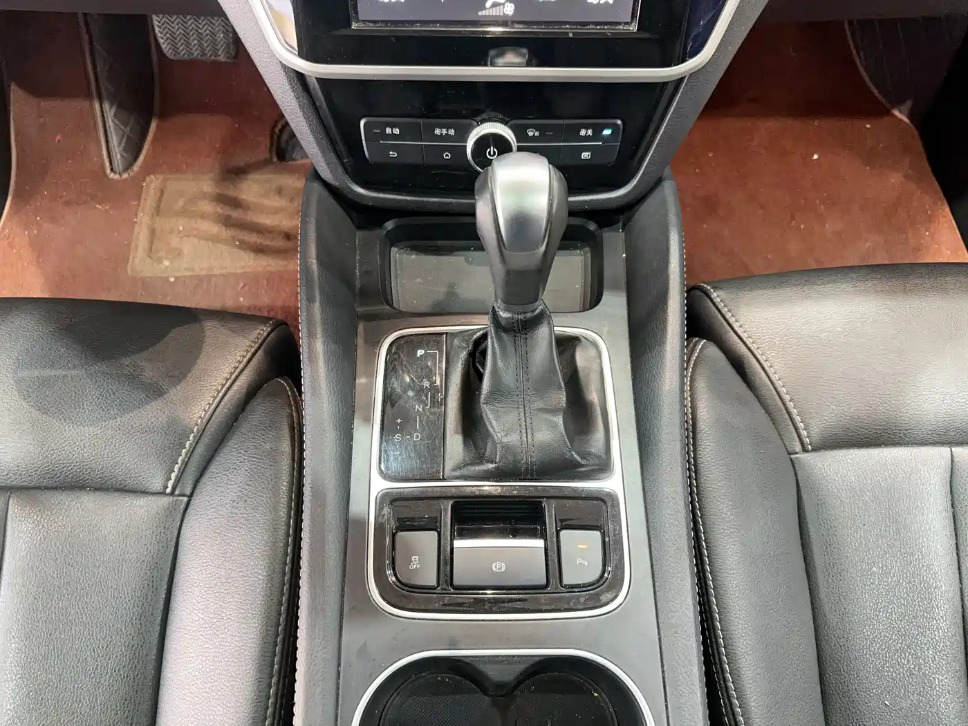 BYD Song MAX 2017 1.5T Auto Smart Elite 7-Seater фото 14
