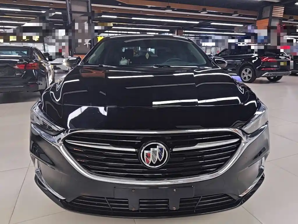 BUICK LACROSSE