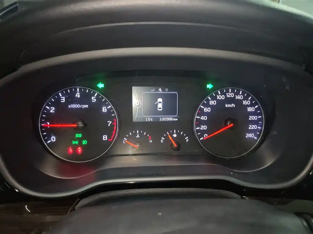 Kia K4 2014 1.8L Automatic GLS фото 8