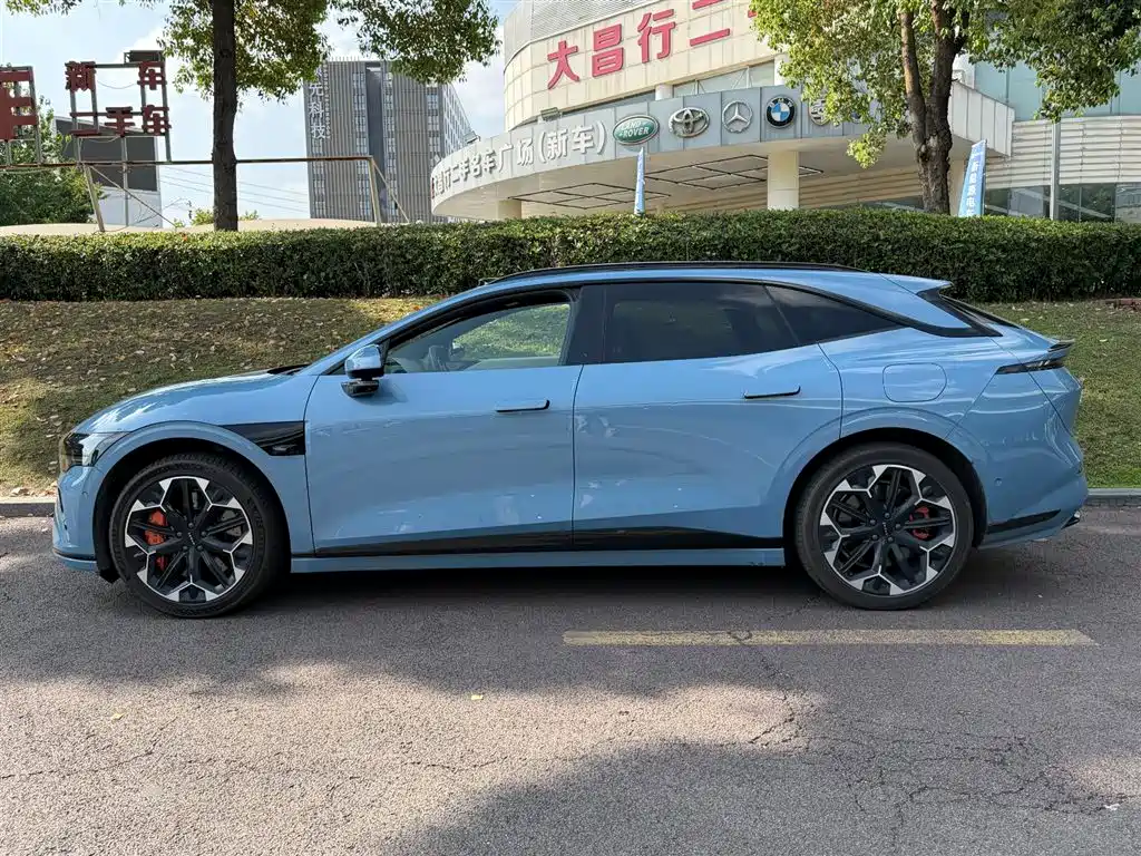 ZEEKR EXTREME KRYPTON 007GT