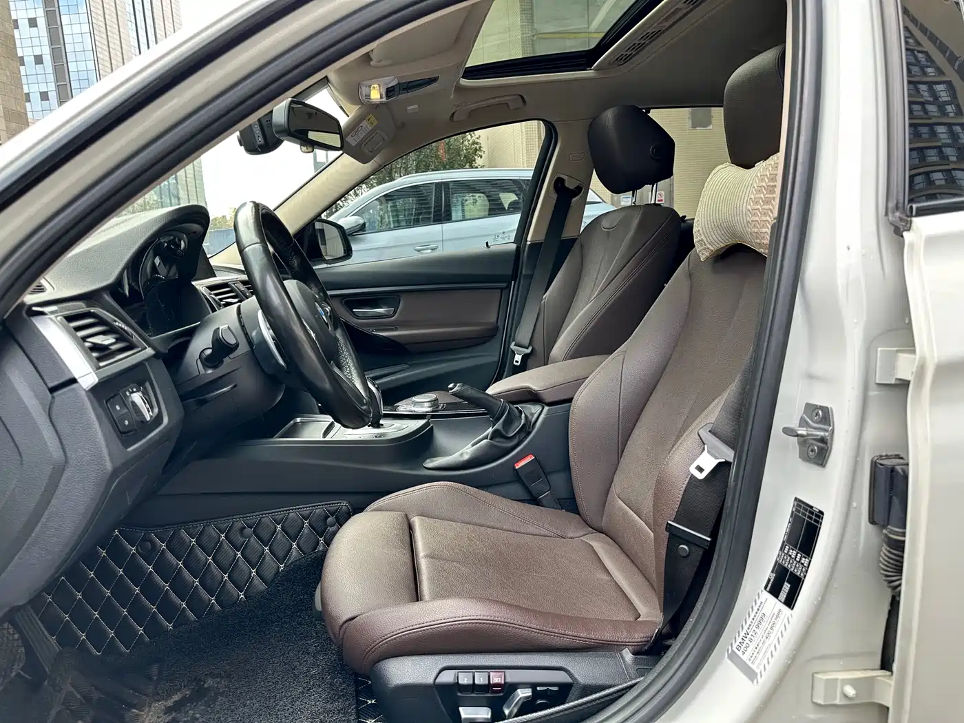 BMW 3 Series 2019 320Li M Luxury Package фото 4