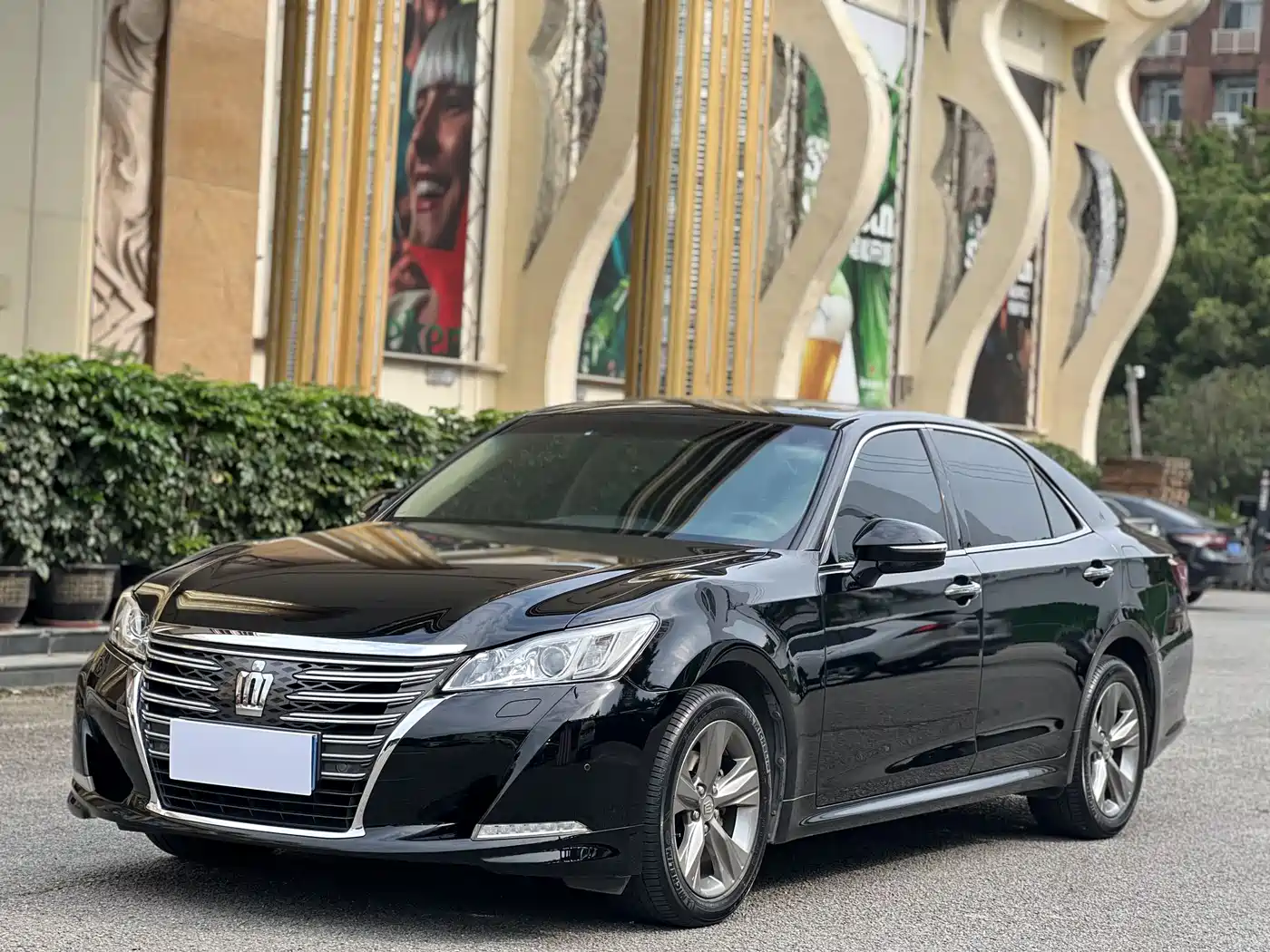 Toyota Crown 2015 2.0T Fashion