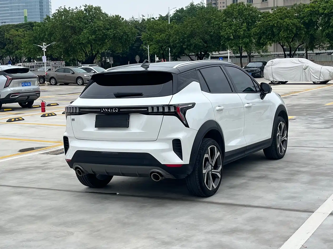 Lynk & Co 06 2023 Remix 1.5T Power Halo фото 6