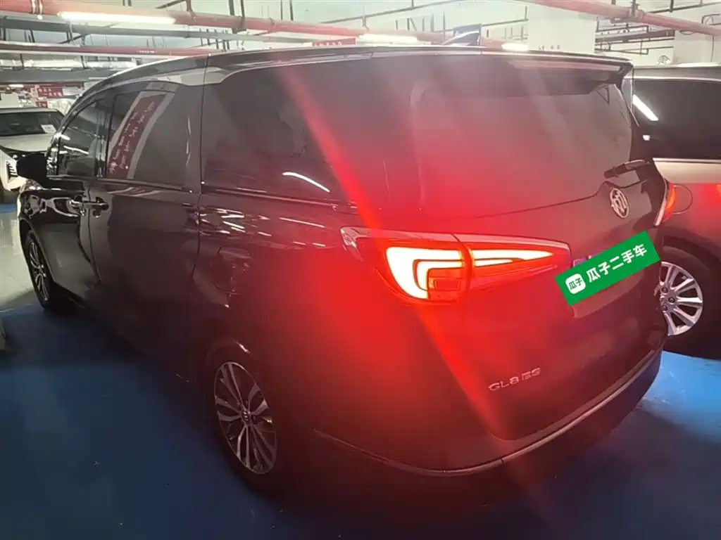 Buick GL8 2017 ES 28T Luxury China V фото 5