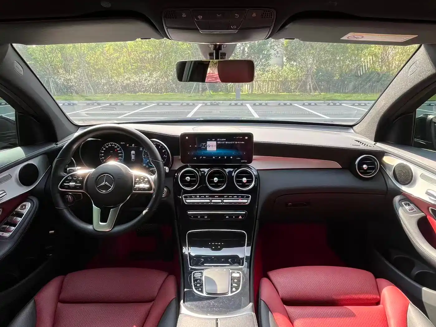 Mercedes-Benz GLC Coupe 2021 GLC 260 4MATIC Coupe SUV фото 5