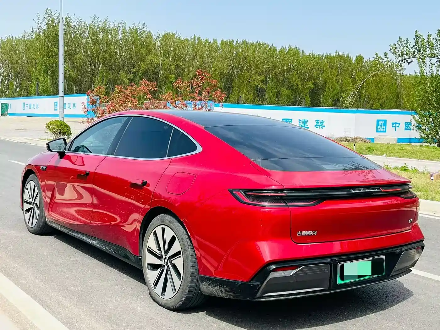 GEELY GALAXY GALAXY E8