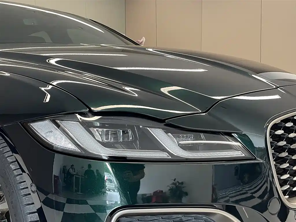 JAGUAR XFL