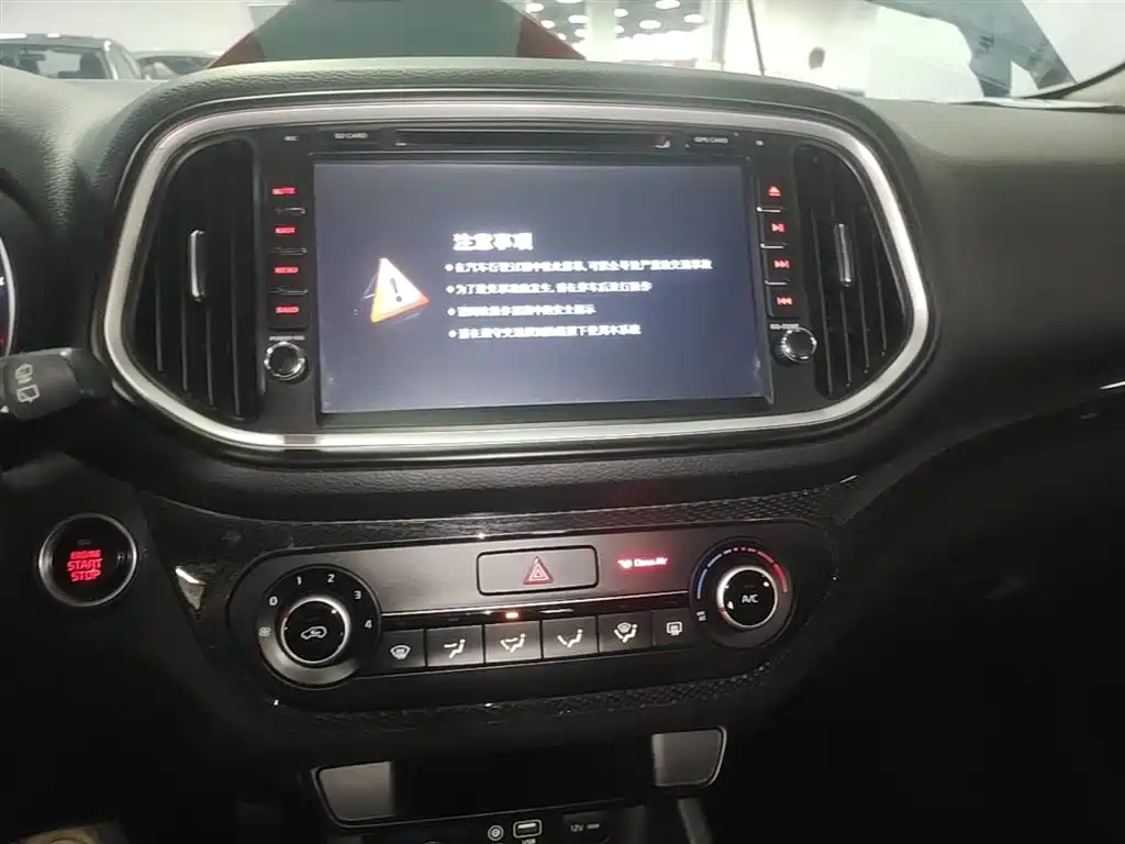 Kia KX3 Smart Run 2015 1.6L Automatic 2WD DLX фото 13
