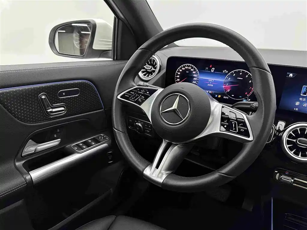 Mercedes-Benz GLA 2024 2024 GLA 220