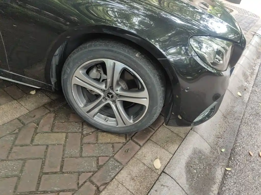 Mercedes-Benz E-Class 2019 E 260 L Sport фото 26