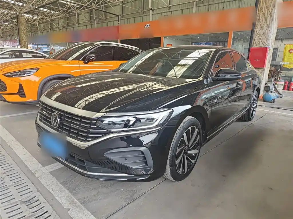Volkswagen Passat 2025 Outstanding 380TSI Dragon Soaring Edition