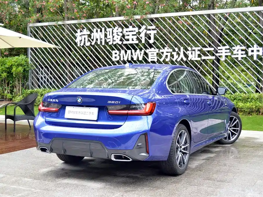 BMW 3 Series 2023 320i M Sport Package фото 5