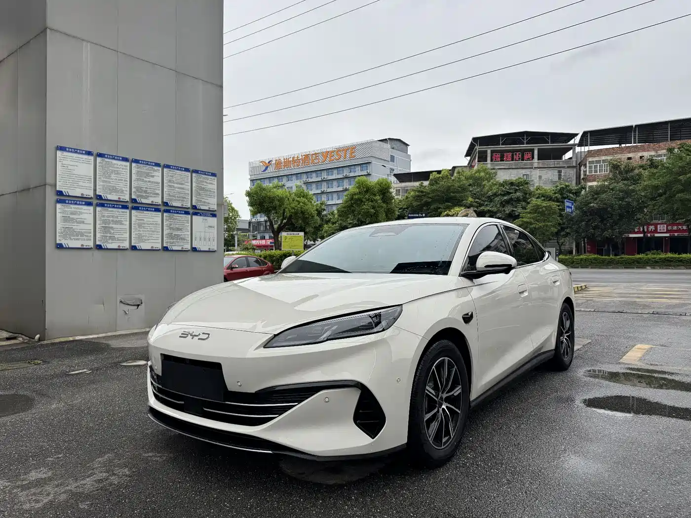 BYD Seal 06 New Energy 2025 DM-i Smart Drive Edition 120KM Luxury