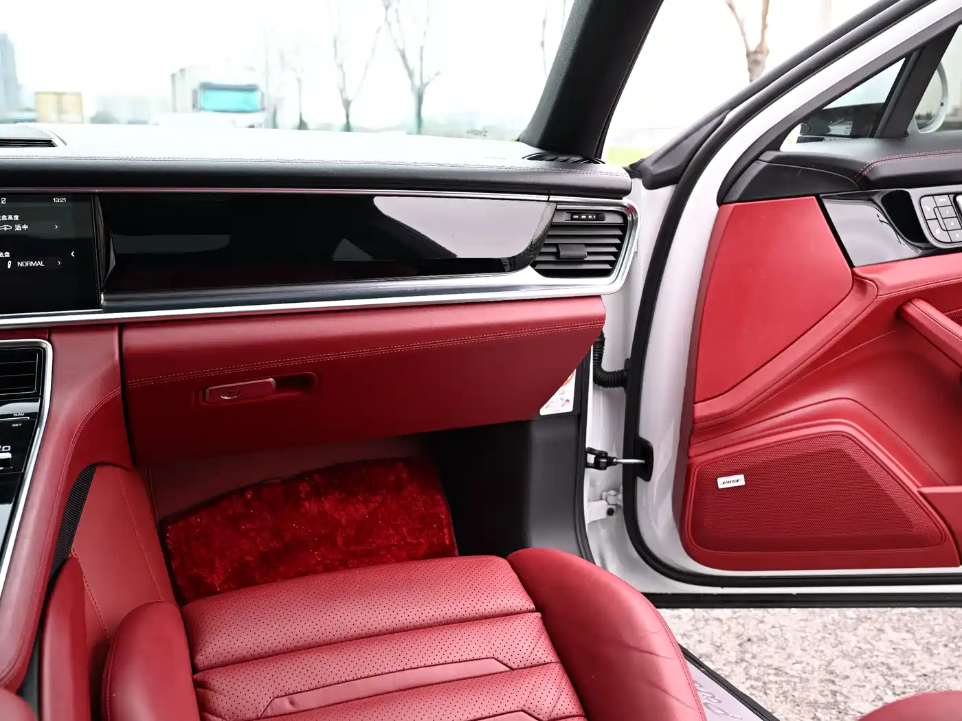 Porsche Panamera 2017 Panamera 3.0T фото 9