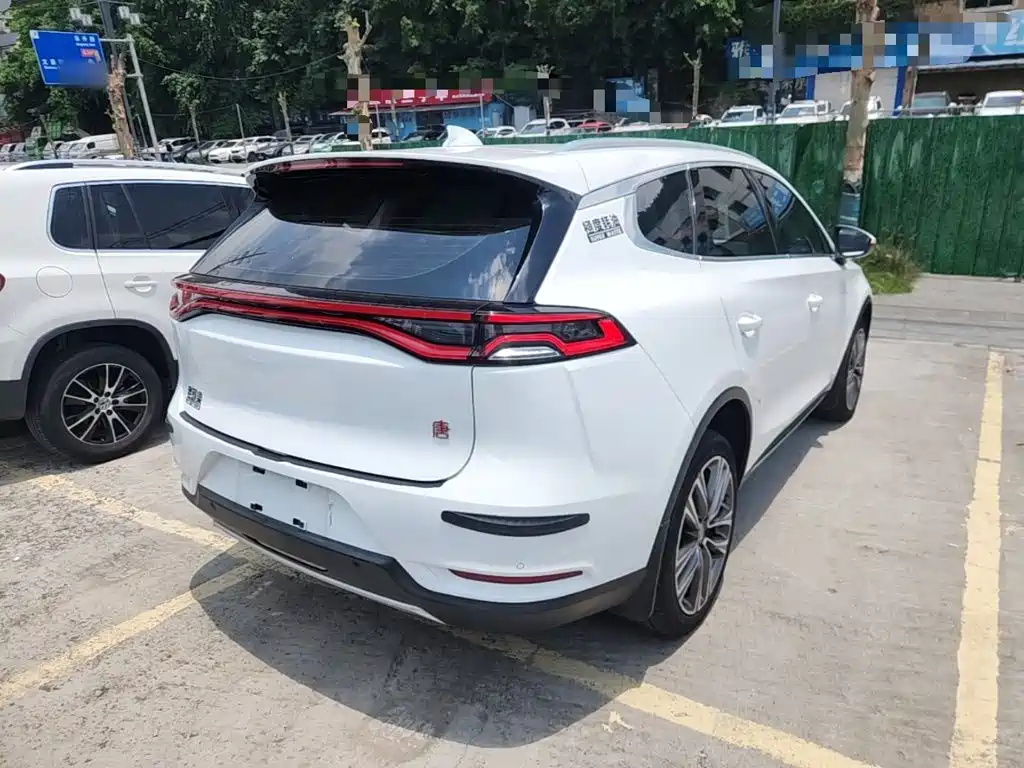 BYD TANG