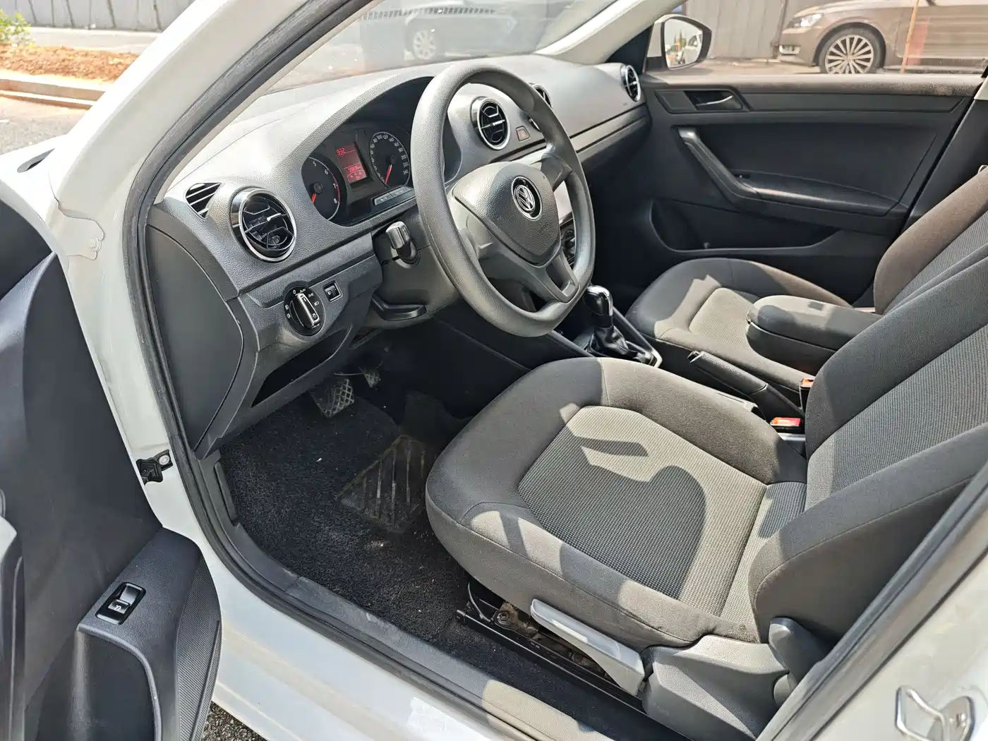 Volkswagen Jetta 2019 Dream Edition 1.5L Auto Fashion фото 7