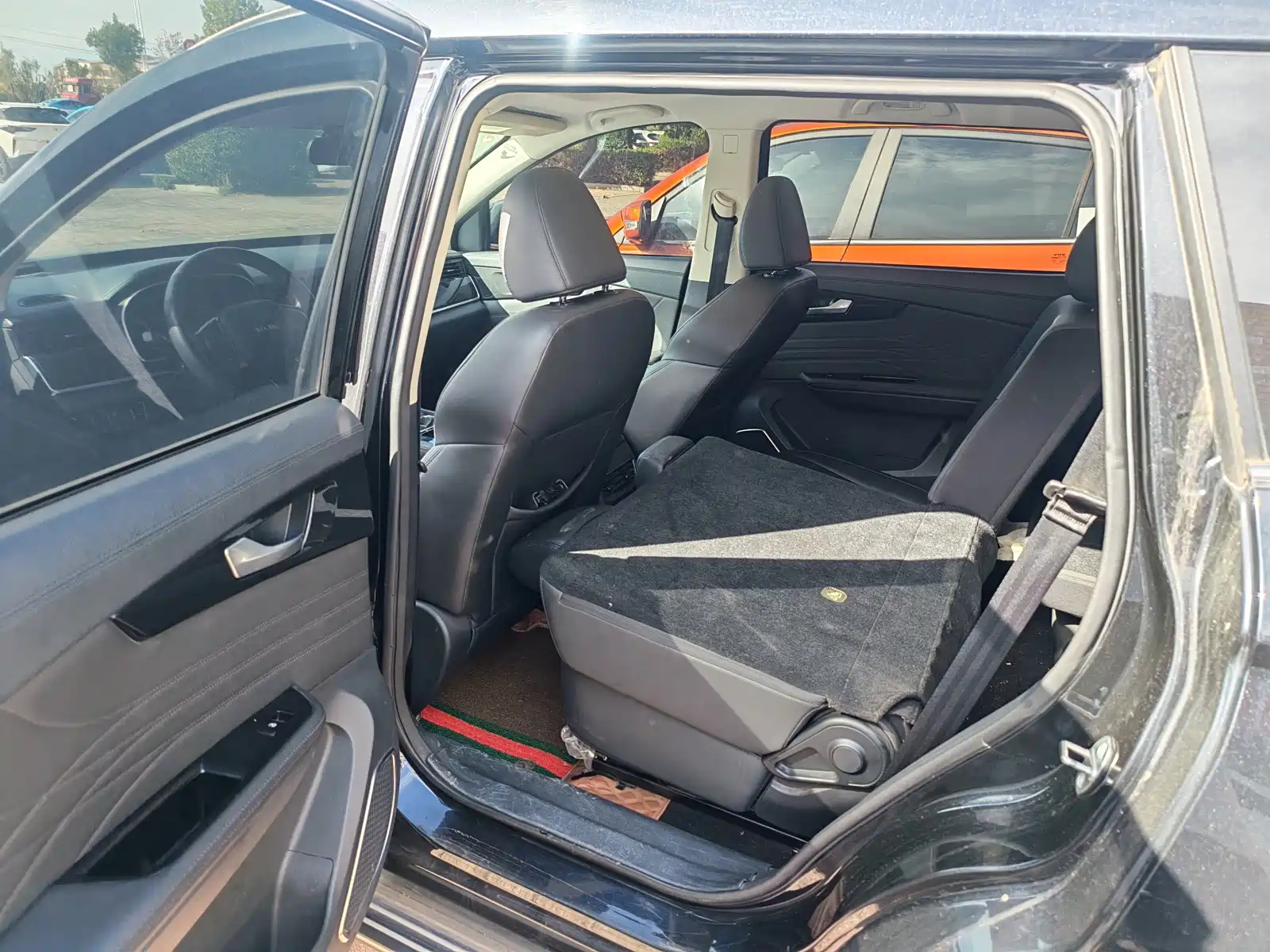 Фото 9 - Sinotruk VGV VGV U70