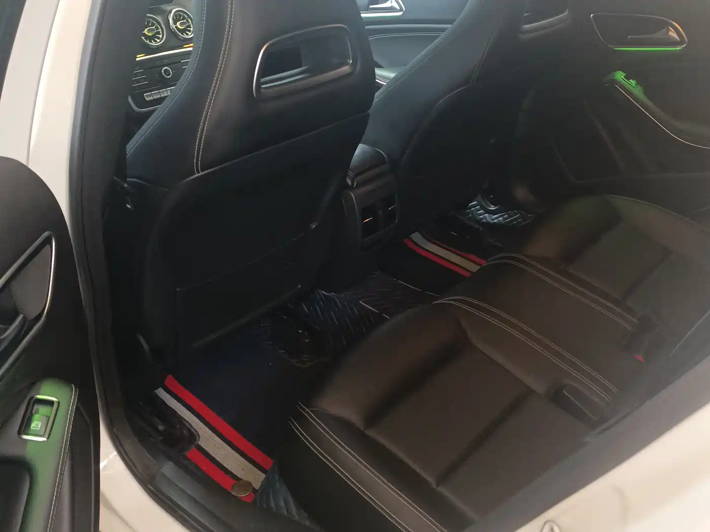 Mercedes-Benz GLA 2017 GLA 200 Dynamic фото 7