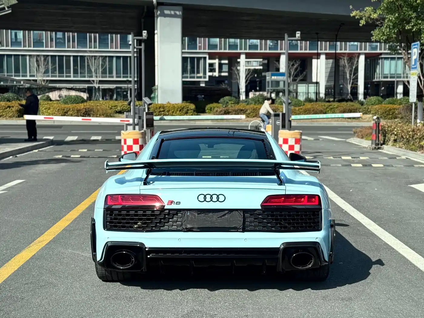 Audi R8 2017 V10 Coupe фото 8