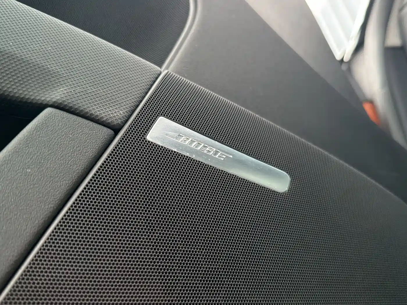 Audi TTS 2013 TTS Coupe 2.0TFSI quattro фото 9