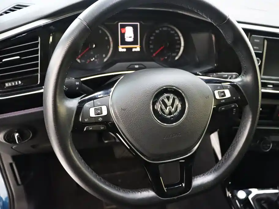 Фото 14 - Volkswagen Tayron