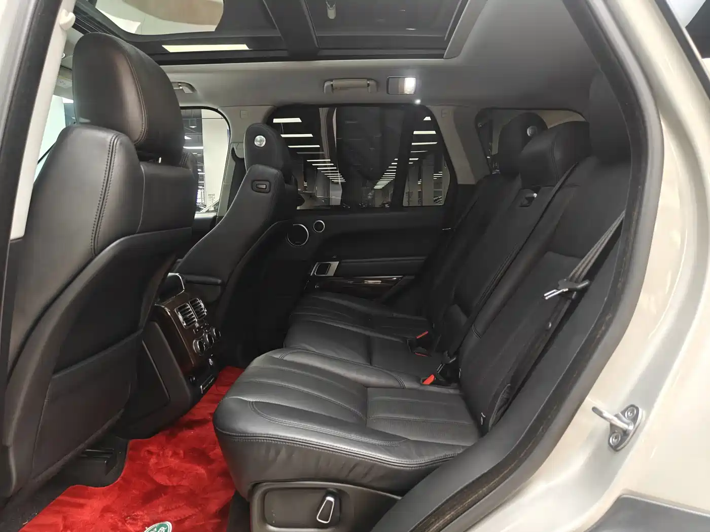 Land Rover Range Rover 2014 3.0 SC V6 Vogue фото 8