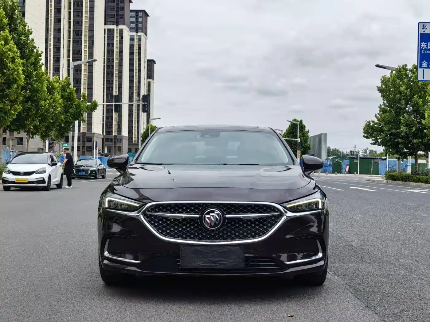 Buick LaCrosse 2022 Avenir First Edition фото 2