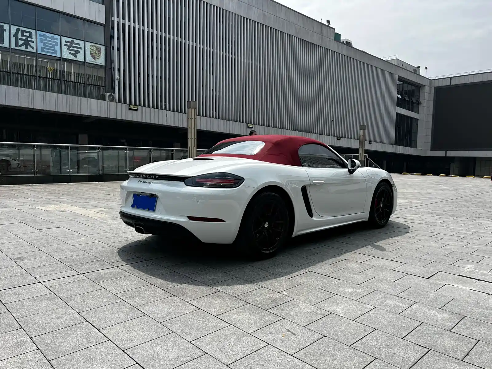 Фото 8 - Porsche 718